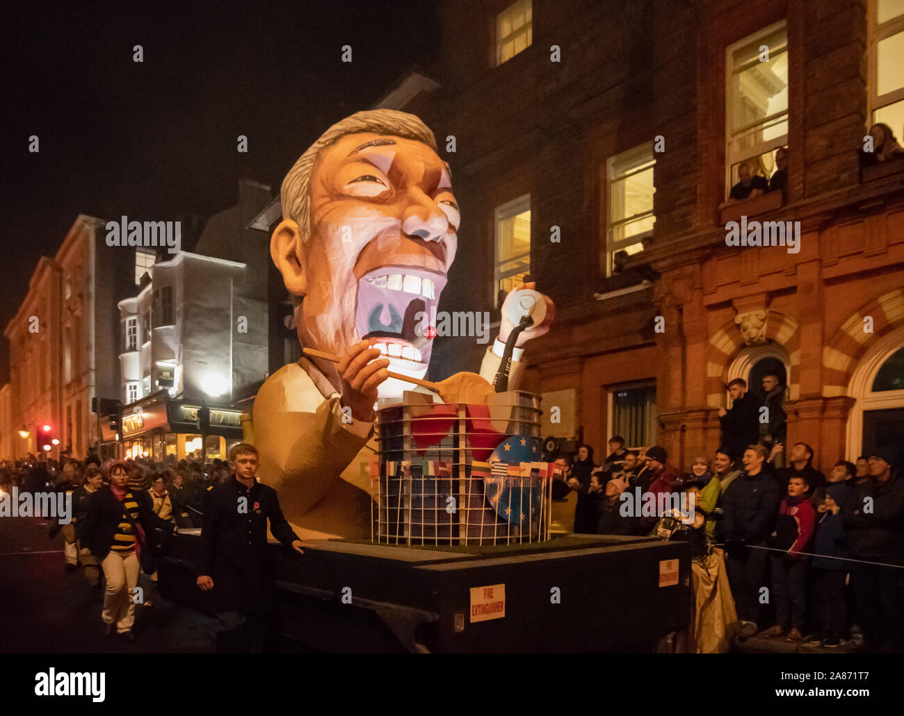 nige effigy