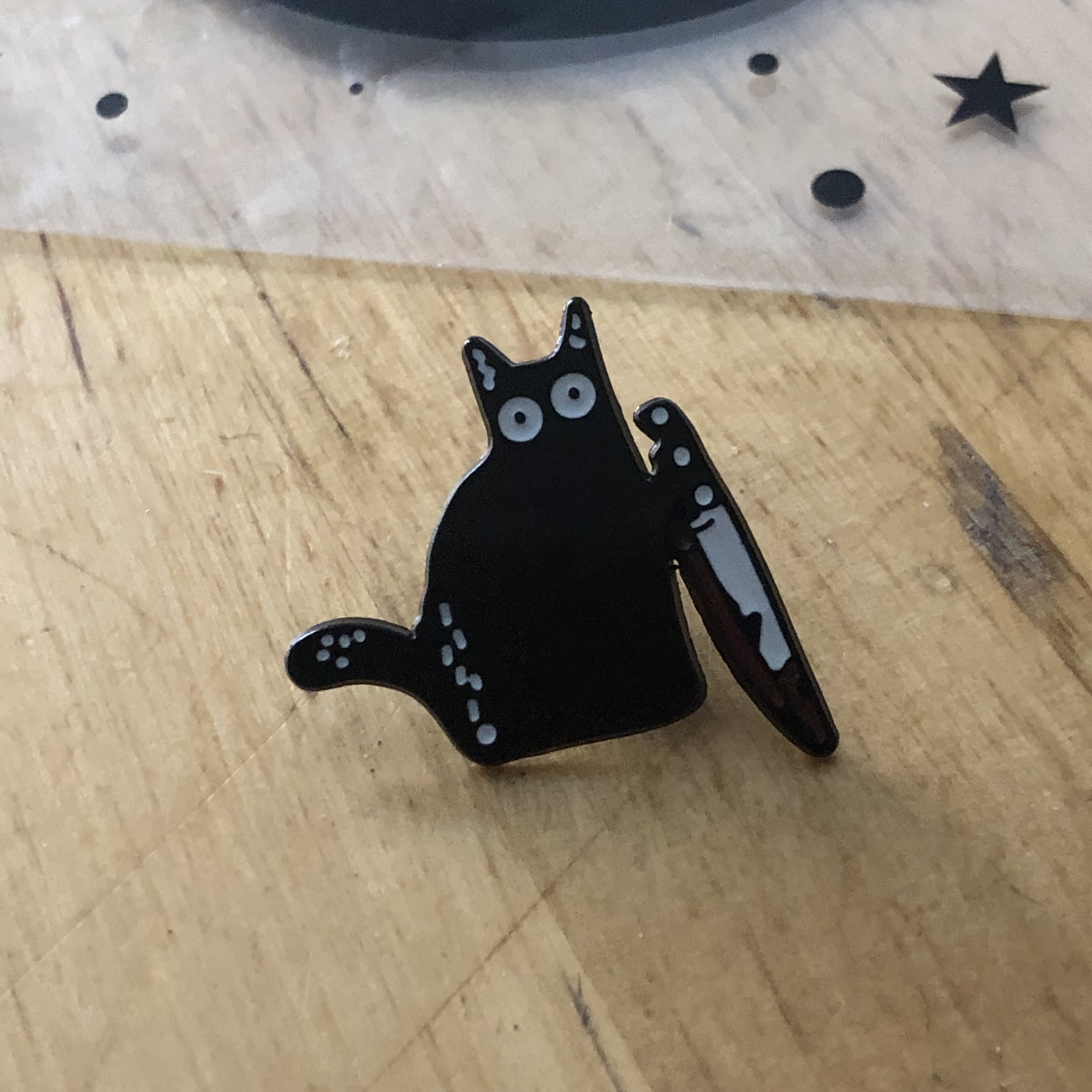 stabby cat pin