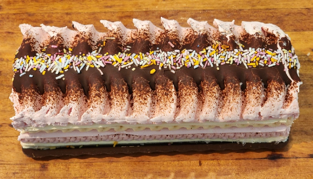 unboxed Vienetta Birthday Cake ice cream